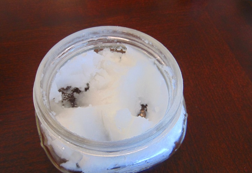 Confirmed or Busted? Coconut Oil&nbsp;Remedies